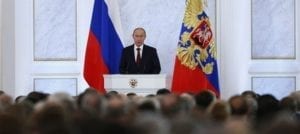 Ruský prezident Vladimir Putin přednáší v Kremlu poselství o stavu země
